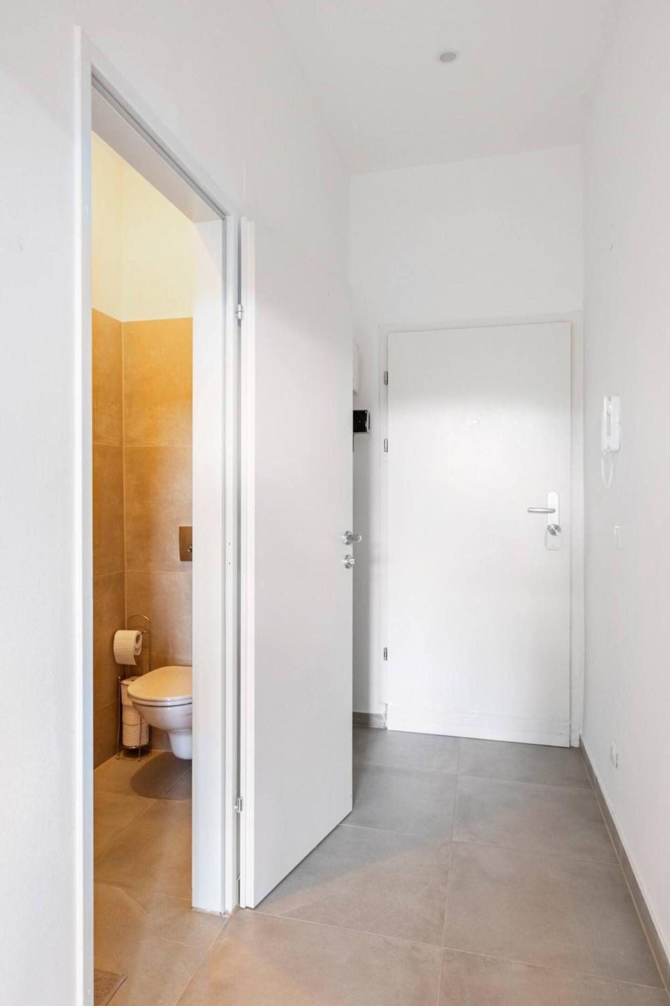 Apartment Near Schoenbrunn & Metro Vídeň Exteriér fotografie